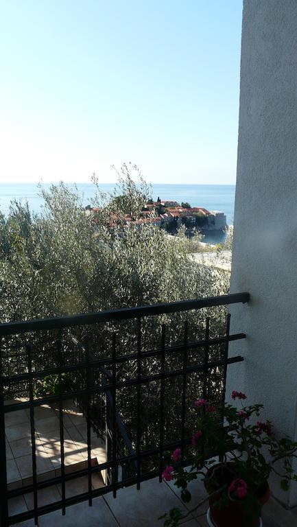 Guest House Zivkovic Sveti Stefan Exterior photo