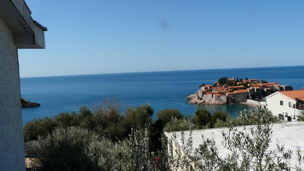 Guest House Zivkovic Sveti Stefan Exterior photo